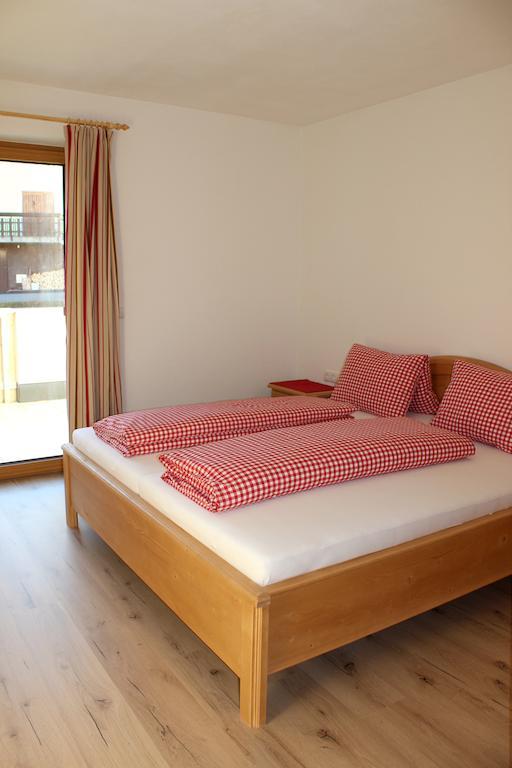 Schneiderhof Villa Oberperfuss Habitación foto