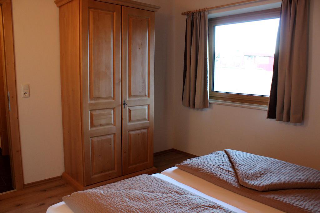 Schneiderhof Villa Oberperfuss Habitación foto